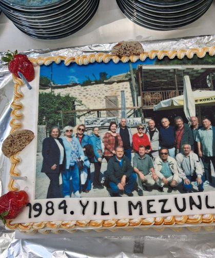 42 yıl sonra aynı heyecanla: Selçuk Üniversitesi 1984 mezunları Konya’da buluştu!