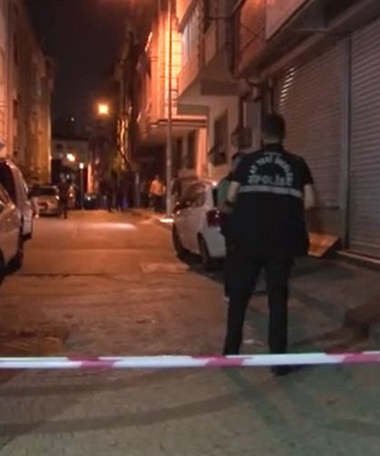 Komşu kavgası sokağa taştı! Önüne gelene ateş açtı! Çok sayıda yaralı...