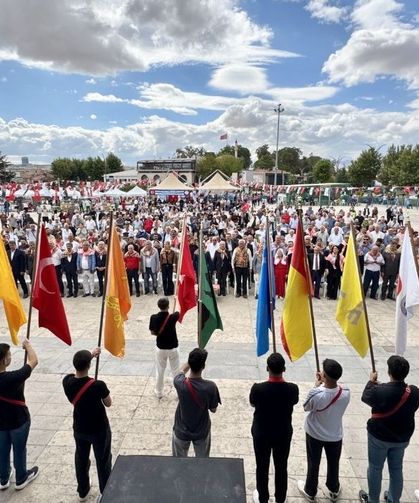 Konya yörük ve Türkmenleri rüzgar gibi esti!
