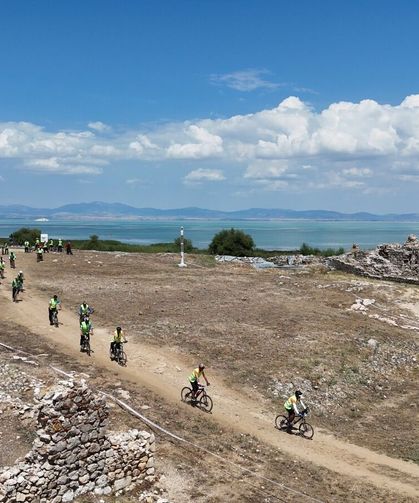 Konya’da bir anda yollar bisikletlilerle doldu! Pedallar bu kez Meram için çevrildi