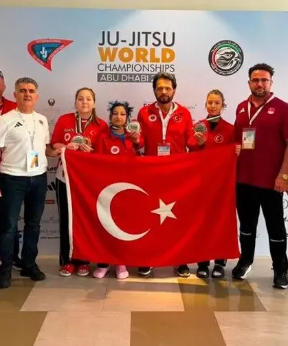Milli sporculardan dünya sahnesinde 4 madalya!