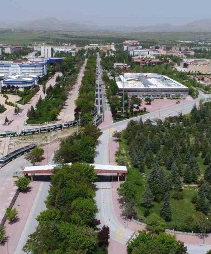 Selçuk Üniversitesi'den dikkat çeken başarı! İşte dünya üniversiteleri arasındaki sıralaması...