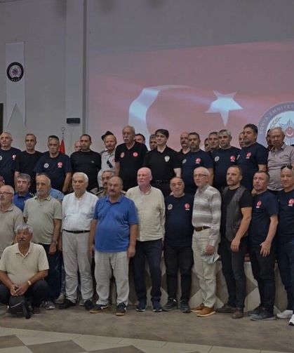 Konya Emniyeti’nde neler oluyor? Duygu dolu anlar yaşandı…