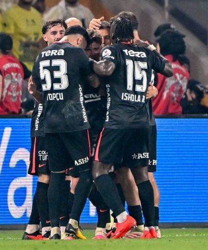 Maç sonucu: Fenerbahçe 1-2 Beşiktaş