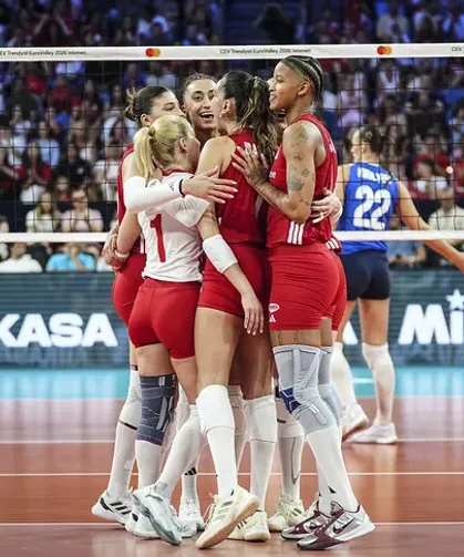 Filenin Sultanları sahada, zirve yolunda rakip Almanya!
