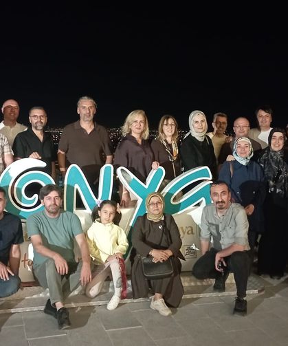 30 yıllık hasret Konya’da sona erdi: Yıllar sonra ilk kez bir araya geldiler!