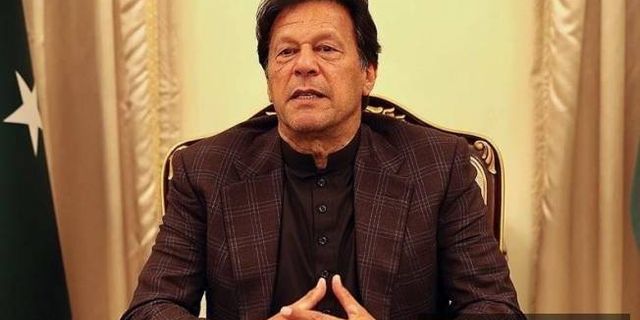 Pakistan'da eski Başbakan Han hakkındaki tutuklama kararı iptal edildi