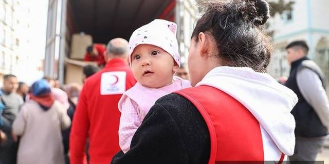 Türk Kızılay, 48 bin 411 personeliyle deprem bölgesinde görev yapıyor