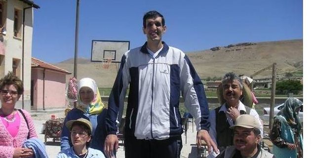 Konya’nın uzun adamı Kuzucu