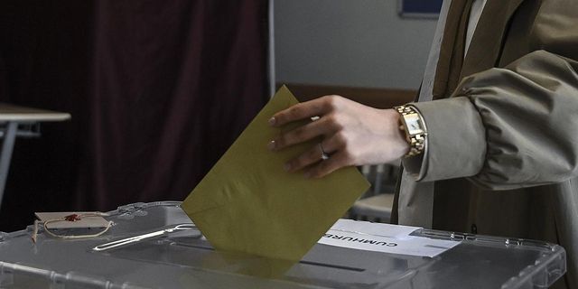 50 bin genç ilk kez sandık başında