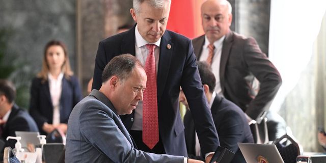 Milletvekilleri kayıt yaptırıyor