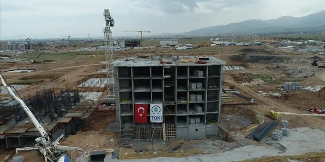 Malatya'da deprem konutlarının yapımı devam ediyor