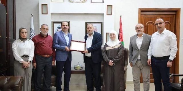 Büyükşehir Filistinli ailenin evini yeniden inşa edecek