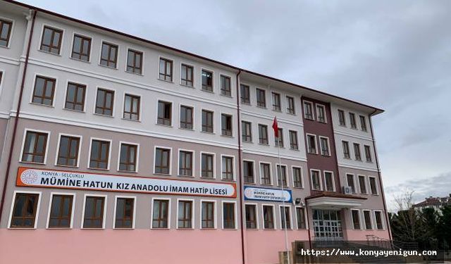 Milli değerlere saygılı bireyler yetiştiriyor