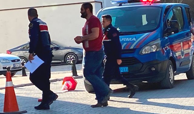 Ehliyetsiz sürücü, hırsızlık yaptı!