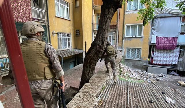 Konya'daki operasyon videosu filmleri aratmadı