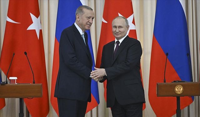 Erdoğan ve Putin ne yapıyor?