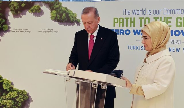 Başkan Erdoğan New York'ta imzayı attı