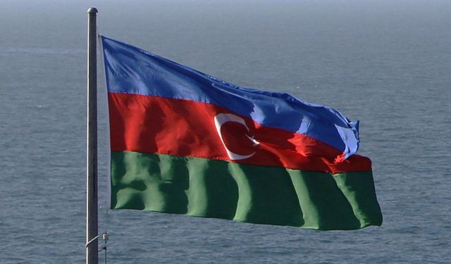 Azerbaycan'dan Macron'a tepki