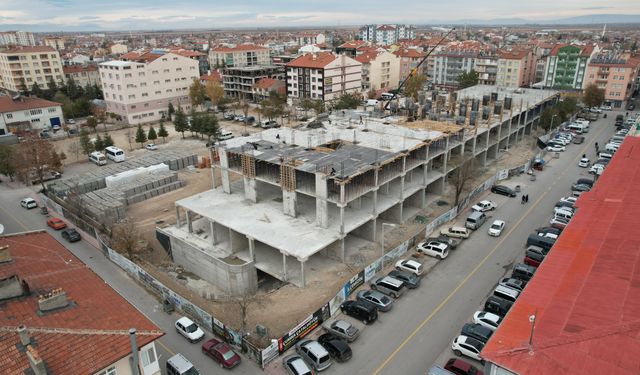 Çumra Ticaret Merkezi yükselmeye devam ediyor