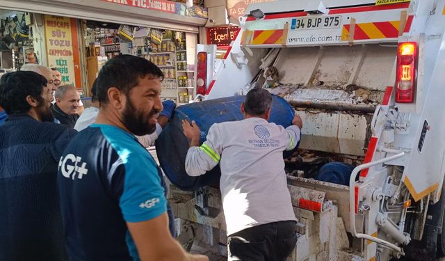 Adana'da sağlıksız 300 kilogram sakatat imha edildi