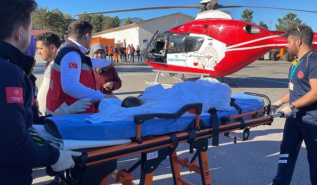 Ambulans helikopter 8 aylık bebek için havalandı