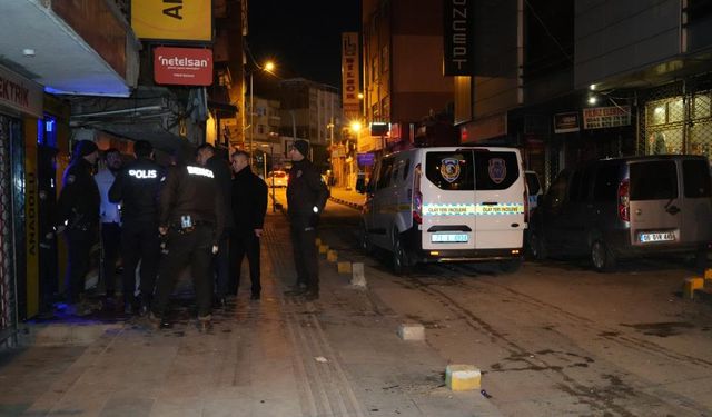 Çatıdan çatıya atlarken 3. kattan düştü