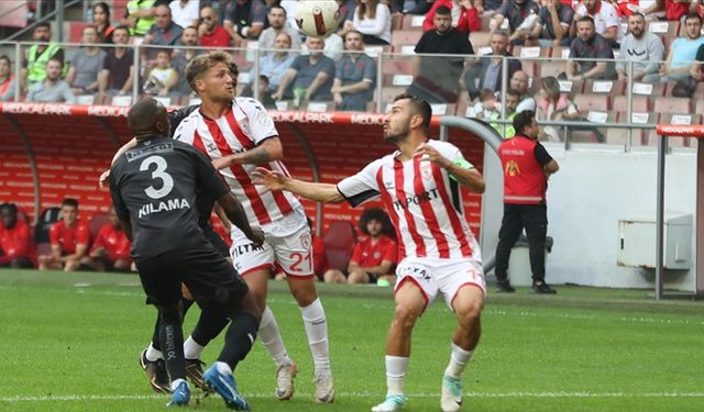 Samsunspor galibiyetle tanıştı