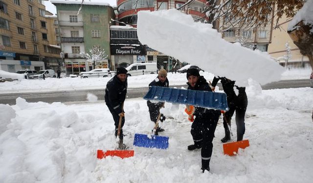 Doğu Anadolu'da soğuk hava sürüyor