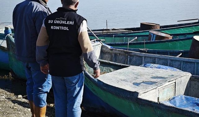 Beyşehir Gölü'nde yasa dışı av denetimleri sürüyor