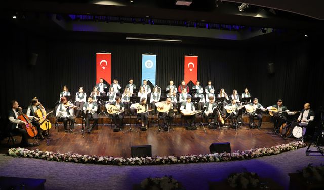 NEÜ'de “Elif” Konseri İle Hz. Mevlana Anıldı
