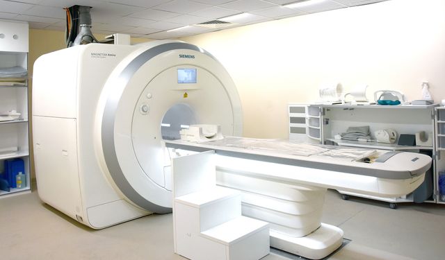 Konya Şehir Hastanesi'ne üçüncü MR cihazı kuruldu
