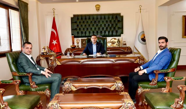 Türker Türkoğlu’ndan Harran Belediye Başkanına ziyaret