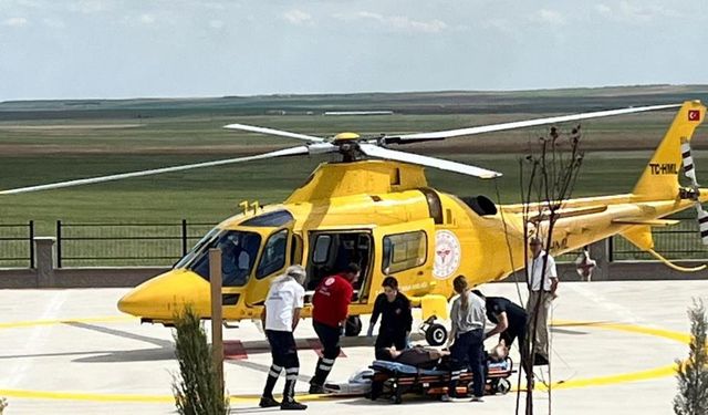 Kalp krizi geçiren hasta helikopterle hastaneye sevk edildi