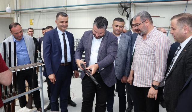 Bakan Yardımcısı İnan, Beyşehir'de sanayicilerle buluştu