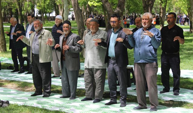 Hüyük'te yağmur duası yapıldı