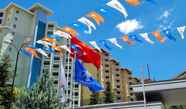 AK Parti'nin "Yerel Yönetimler İstişare ve Değerlendirme" kampı başladı