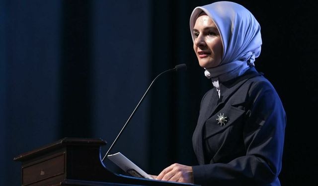 Bakan Göktaş Kastamonu’da müjdeyi verdi: Aile odaklı sosyal politikalarla Kastamonu’ya destek!