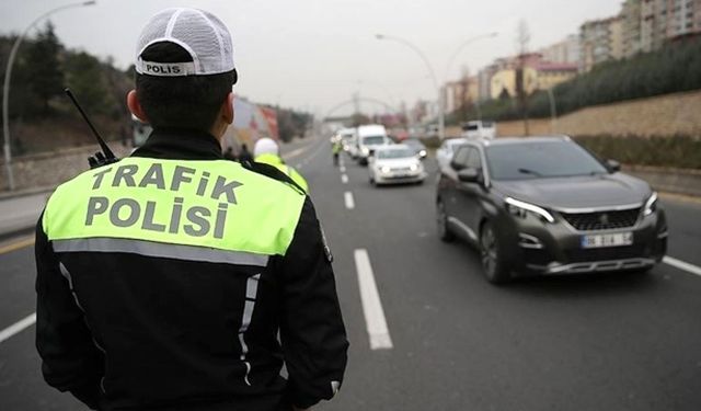 Vites topuzundan çıkanlara görenler inanamadı!