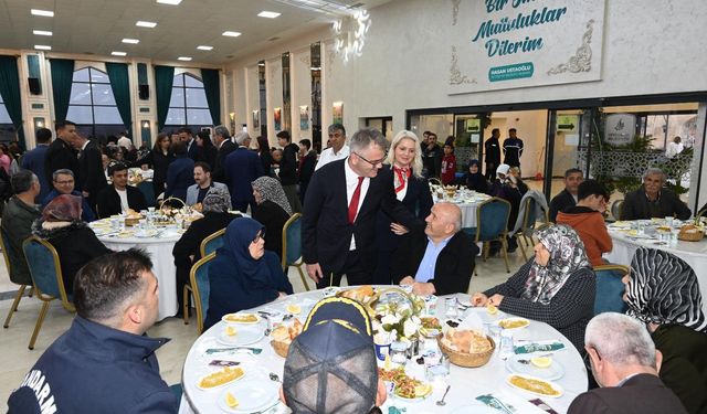 Başkan Ustaoğlu şehit aileleri ve gazilerle iftarda buluştu