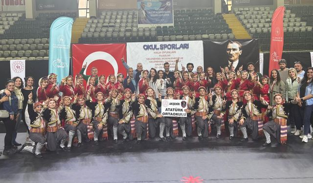 Akşehir Ortaokulu Halk oyunlarında 1’nci oldu