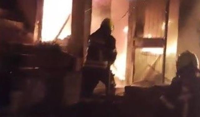Evde çıkan yangın bir kişiye mezar oldu
