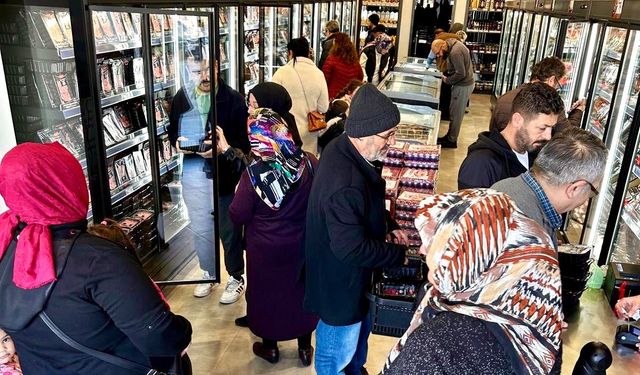 Akşeker Fabrika Satış Mağazalarına yoğun ilgi!