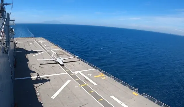 Bayraktar TB3'ün TCG Anadolu testleri sürüyor