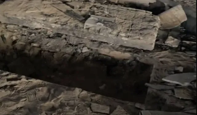 Beşar Esad'ın babası Hafız Esad'ın mezarı yağmalandı
