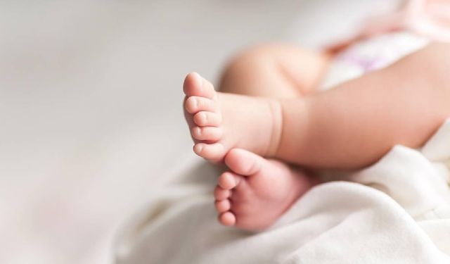 Orta kulak iltihabı tekrarlıyorsa emzik bırakılmalı