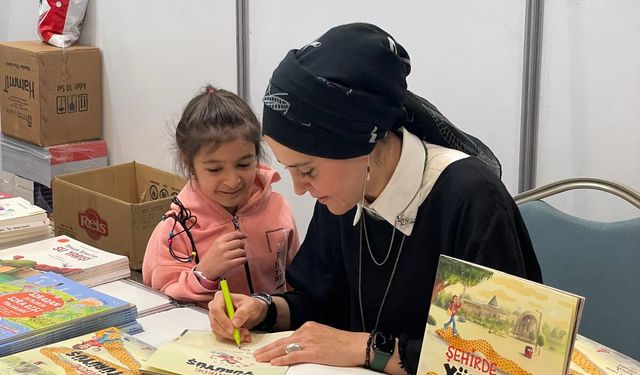 Şehirde Yürüyüş okurlarla buluştu