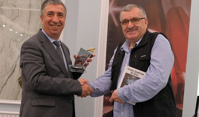'Bütümet' adlı eseriyle Konya'ya ödül getirdi!