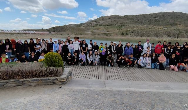 Rebii Karatekin Ortaokulu’ndan doğaya ve çocuklara şenlikli destek