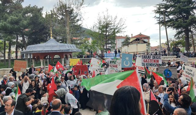 Konya'da Filistin'e destek yürüyüşü düzenlendi